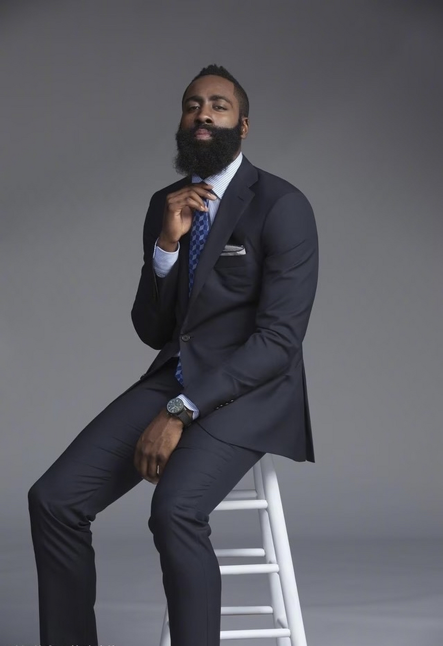 贺希宁：新帅凯利的篮球理念很先进，今晚战青岛先要做好防守（贺希宁称新帅凯利理念前瞻：今晚对阵青岛首要做好防守）